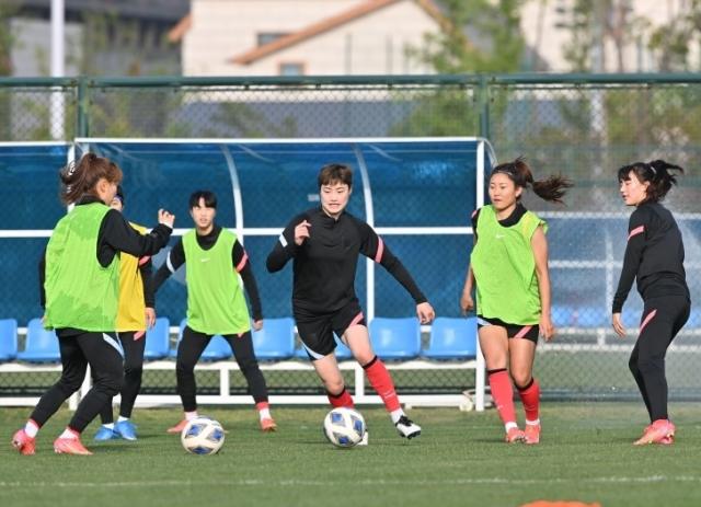 kaiyun.com-旅欧球员或全数出场 韩国主帅：不惜一切代价取胜